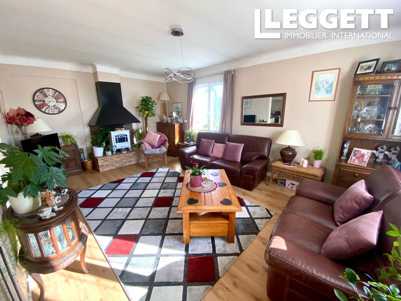 Property photo 3 of 10