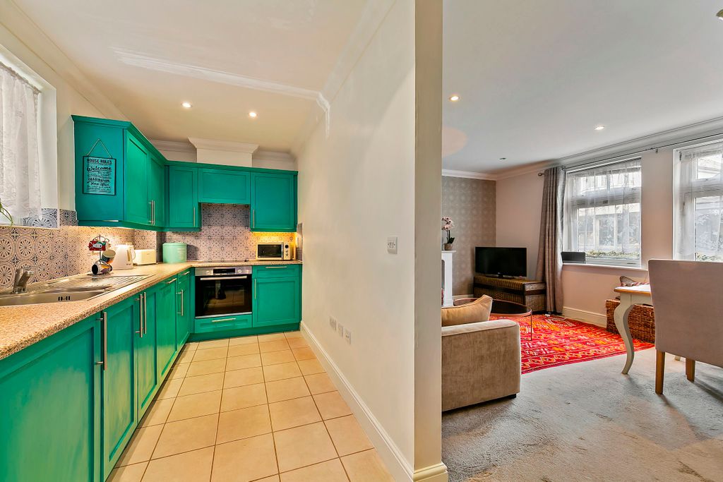 Property photo 3 of 14