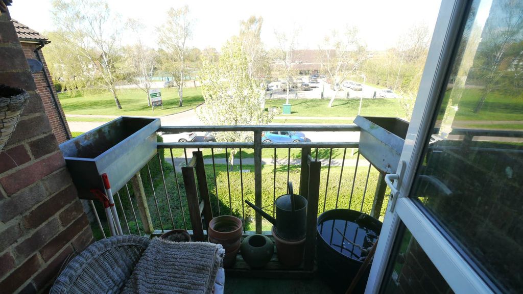 Property photo 3 of 5