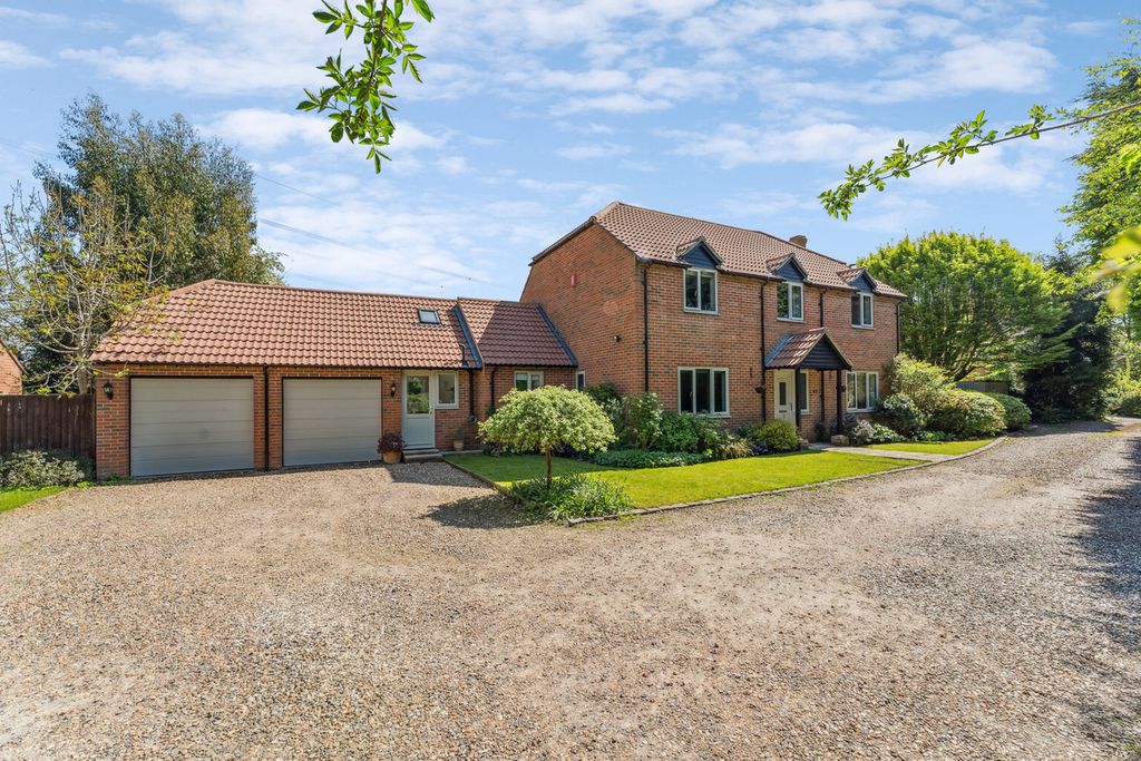 Property photo 1 of 31