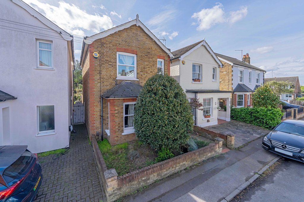 Property photo 2 of 21