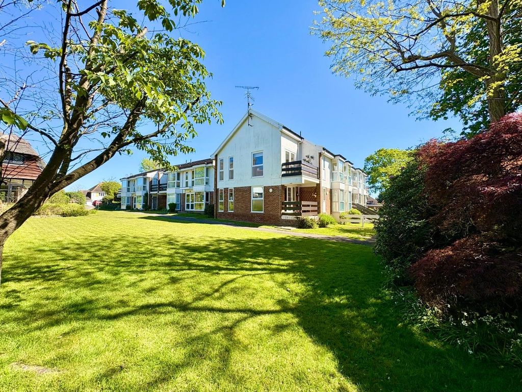 Property photo 1 of 21