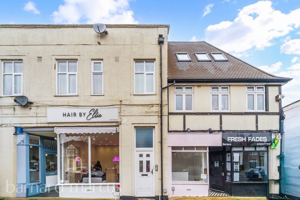 Property photo 1 of 8 Front