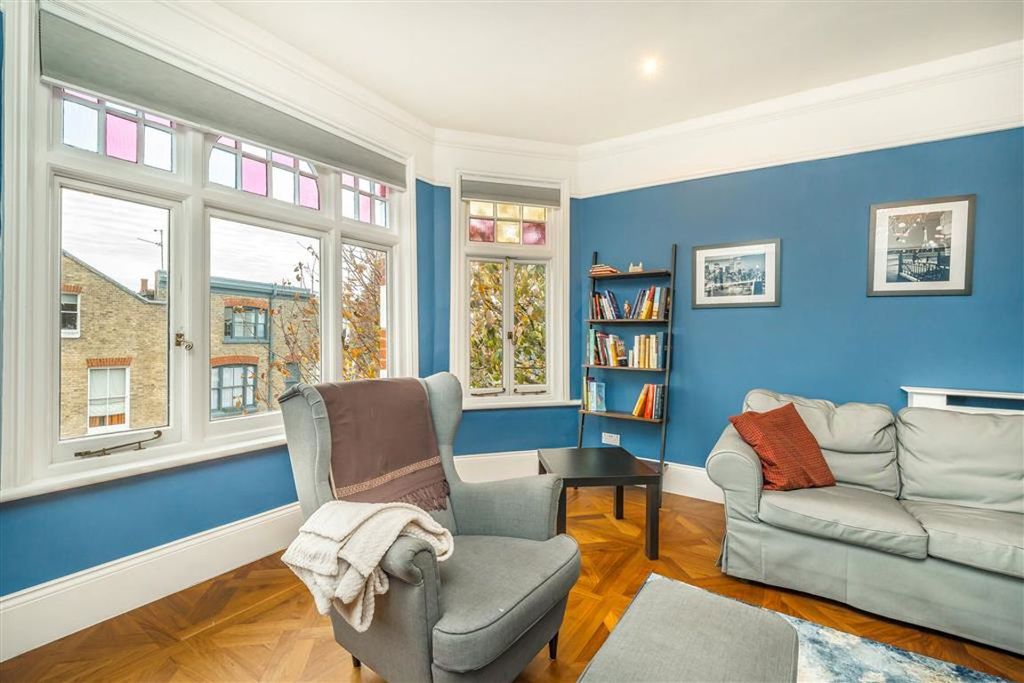 Property photo 3 of 13