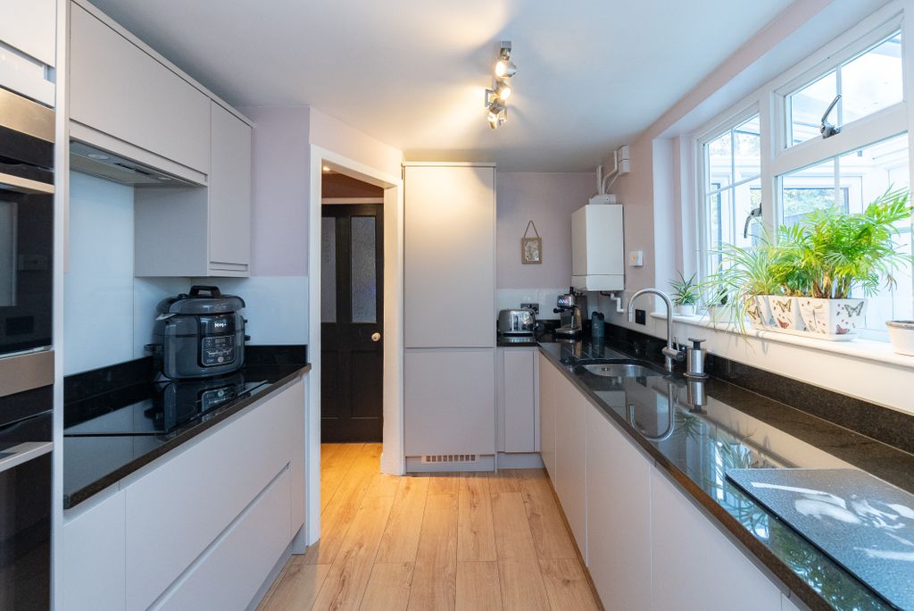 Property photo 2 of 18 Dsc03392