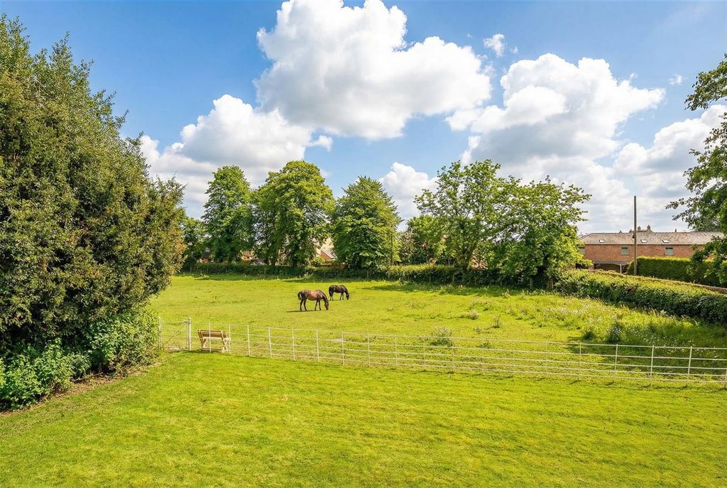 Property photo 2 of 36 Paddock_1767334784.Jpg