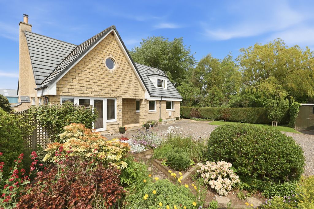 Property photo 1 of 49