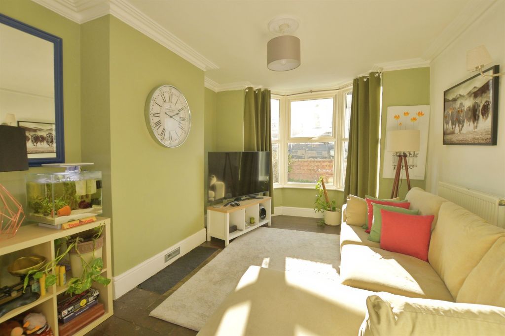 Property photo 2 of 17