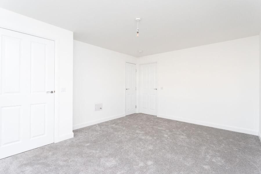 Property photo 3 of 22 Bedroom