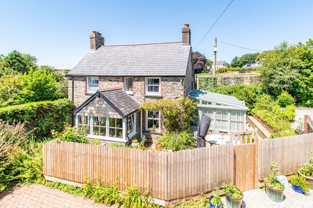 Property photo 1 of 36