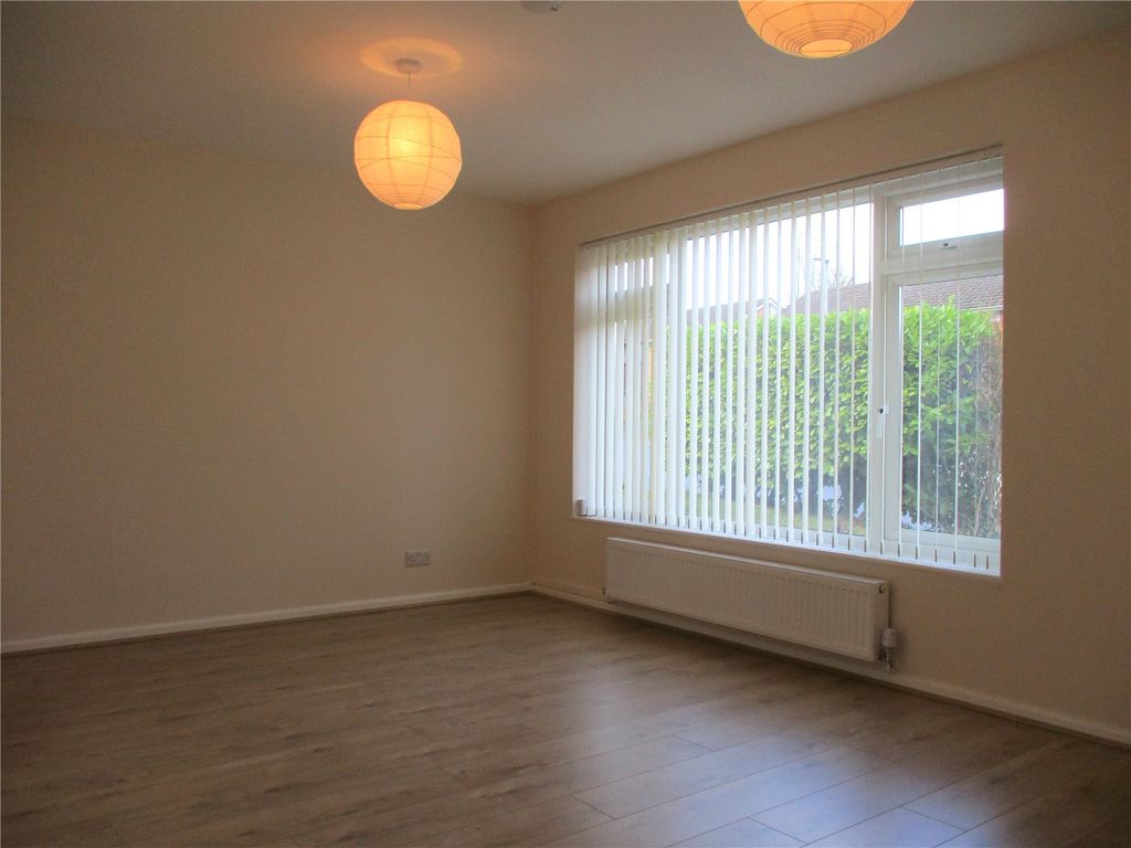 Property photo 2 of 13 Picture No. 02