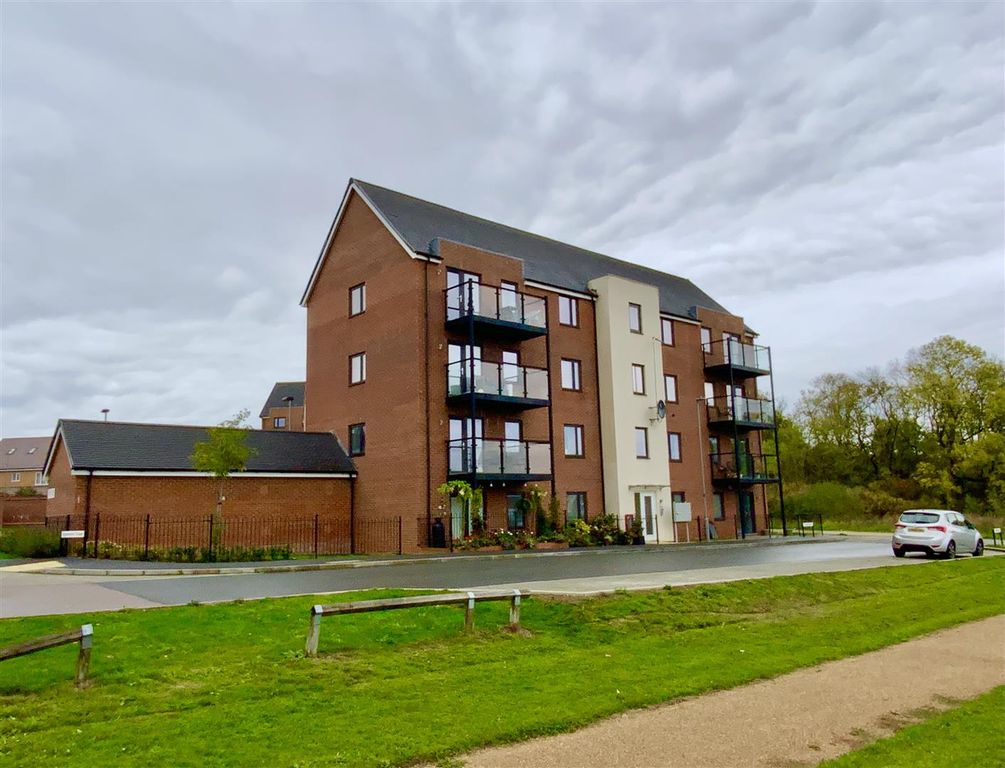 Property photo 1 of 14