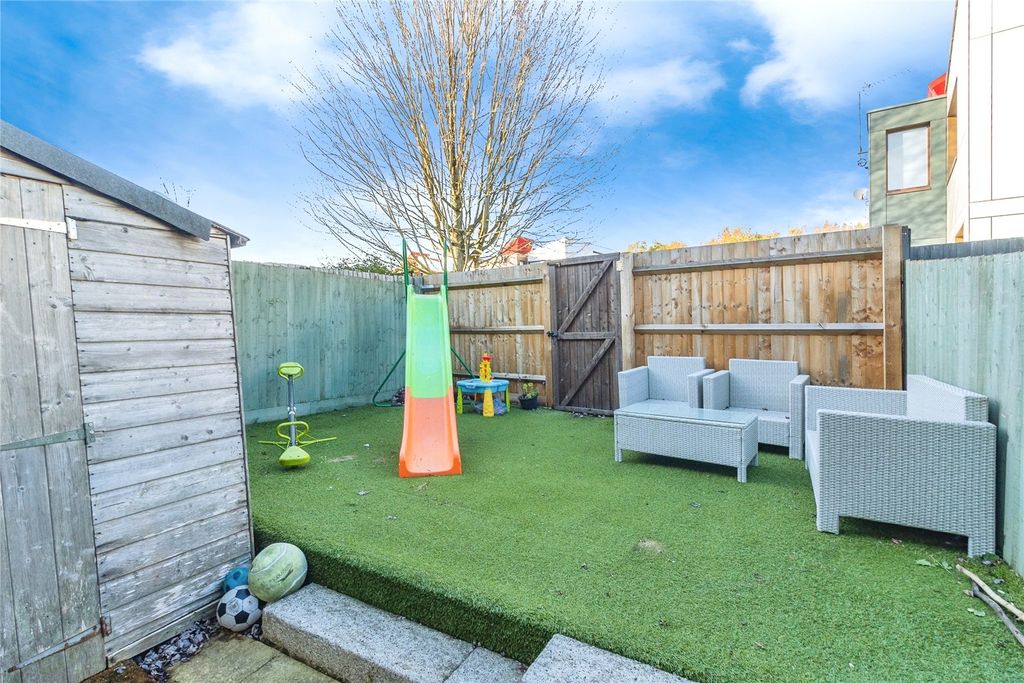 Property photo 3 of 28 Picture No. 41