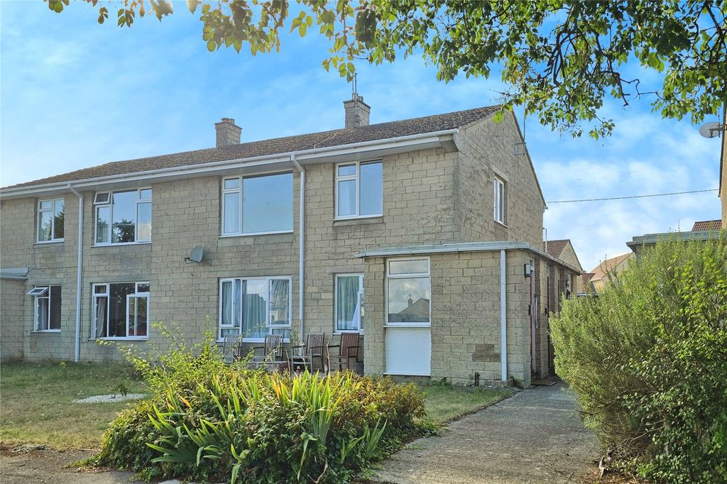 Property photo 1 of 16 External