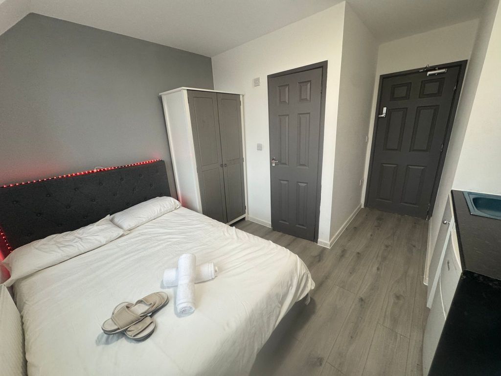 Property photo 1 of 4