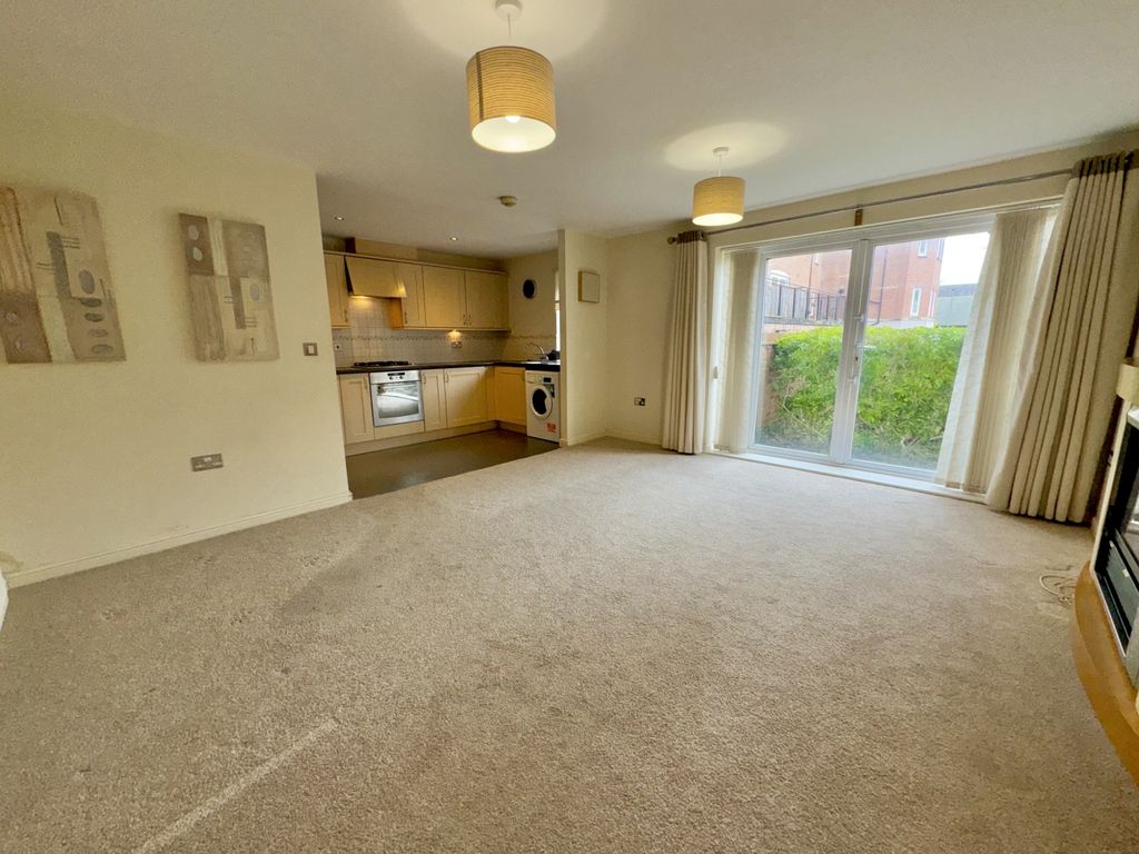 Property photo 2 of 14 Img_2088