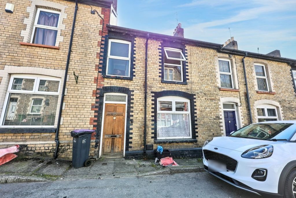 Property photo 1 of 15