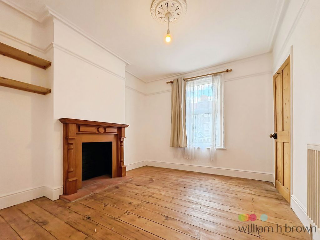 Property photo 2 of 10 Image