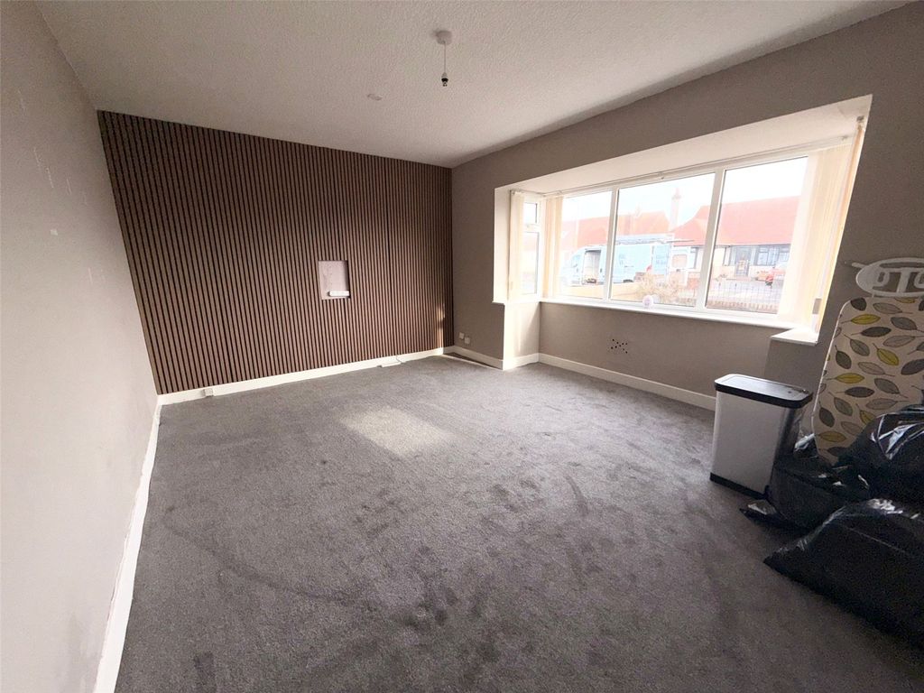 Property photo 3 of 8 Picture No. 03