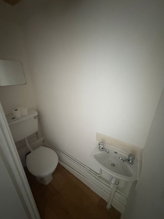 Property photo 3 of 3
