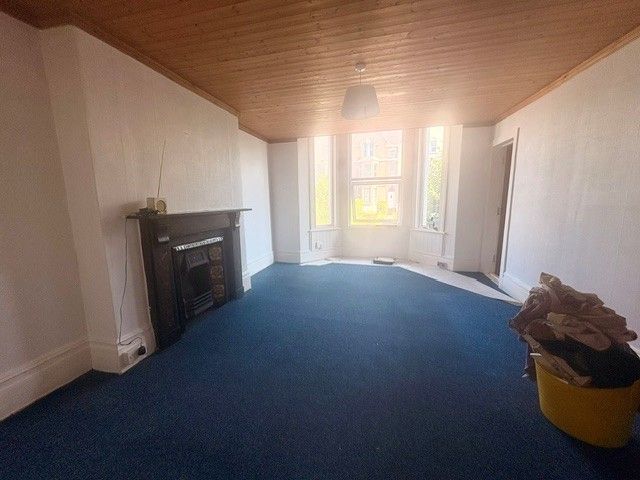 Property photo 1 of 7 Image