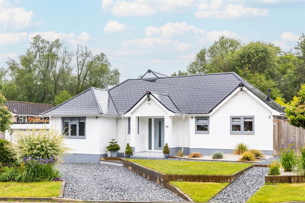 Property photo 1 of 33