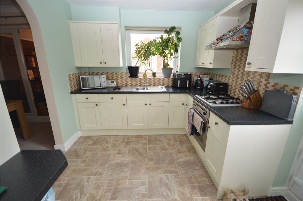 Property photo 3 of 15 Picture No. 11