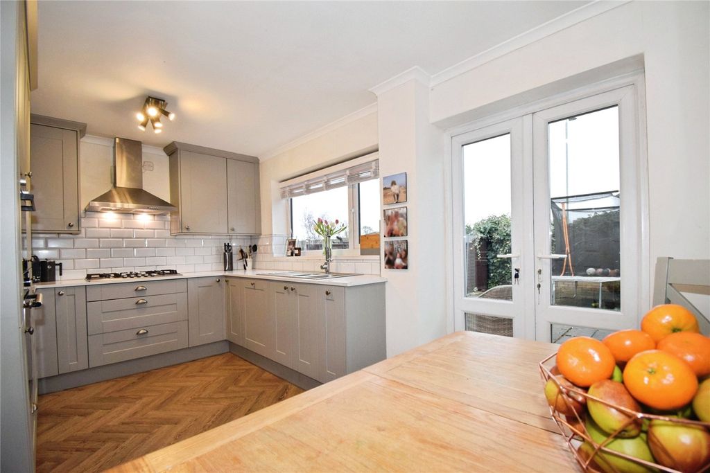 Property photo 3 of 23 Kitchen Diner