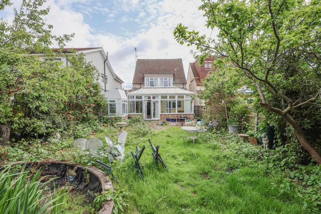 Property photo 3 of 23