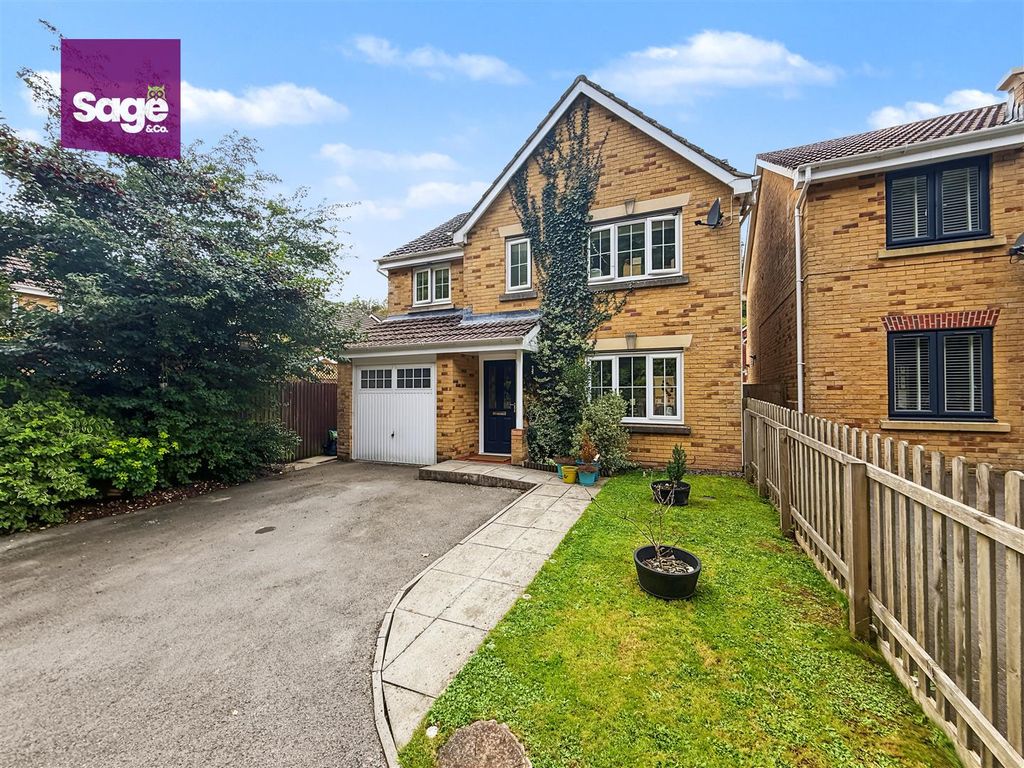 Property photo 1 of 35
