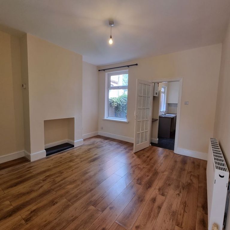 Property photo 3 of 7 Photo 2