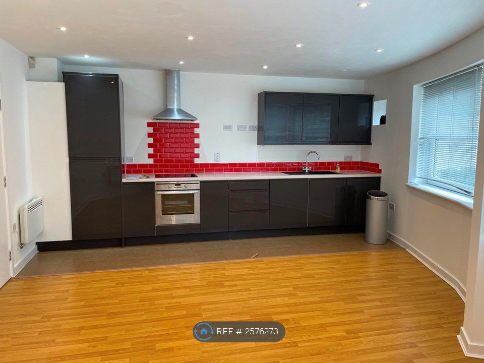 Property photo 2 of 6