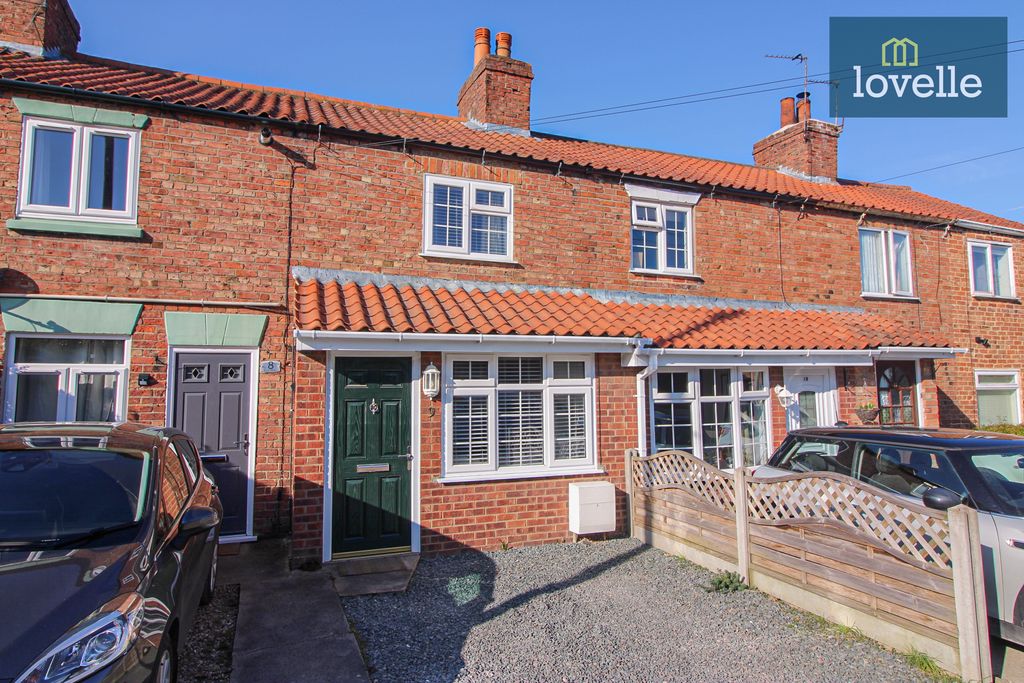 Property photo 1 of 11