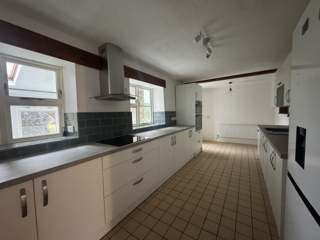 Property photo 3 of 25 Img_2640