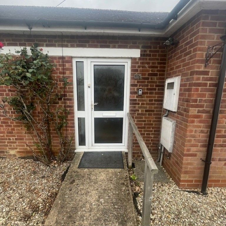 Property photo 2 of 40