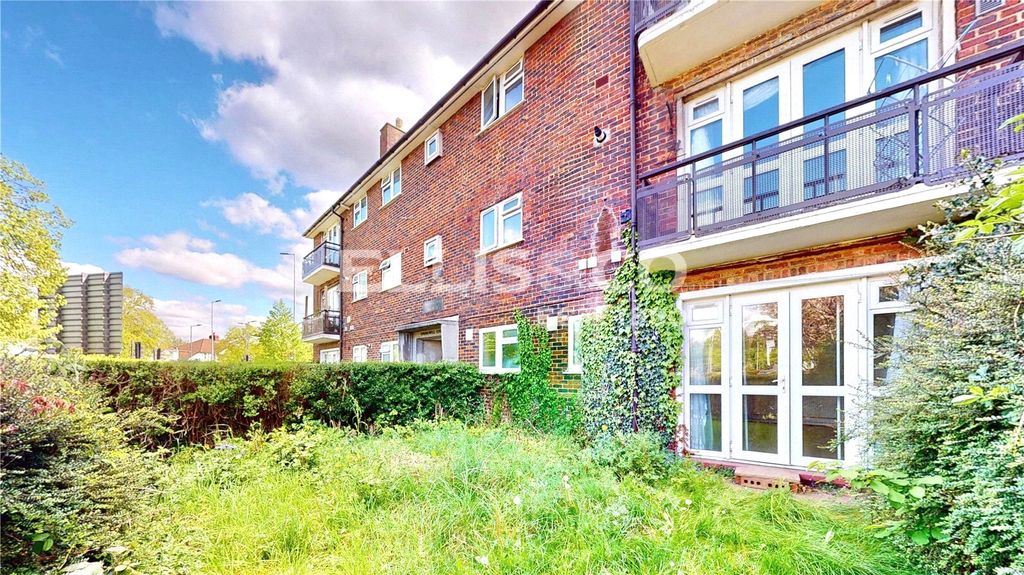 Property photo 1 of 19 Picture No. 06