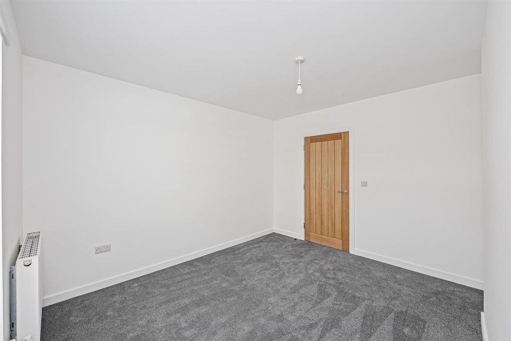 Additional image 19 of 2 bed flat to rentMontague Street, Worthing BN11