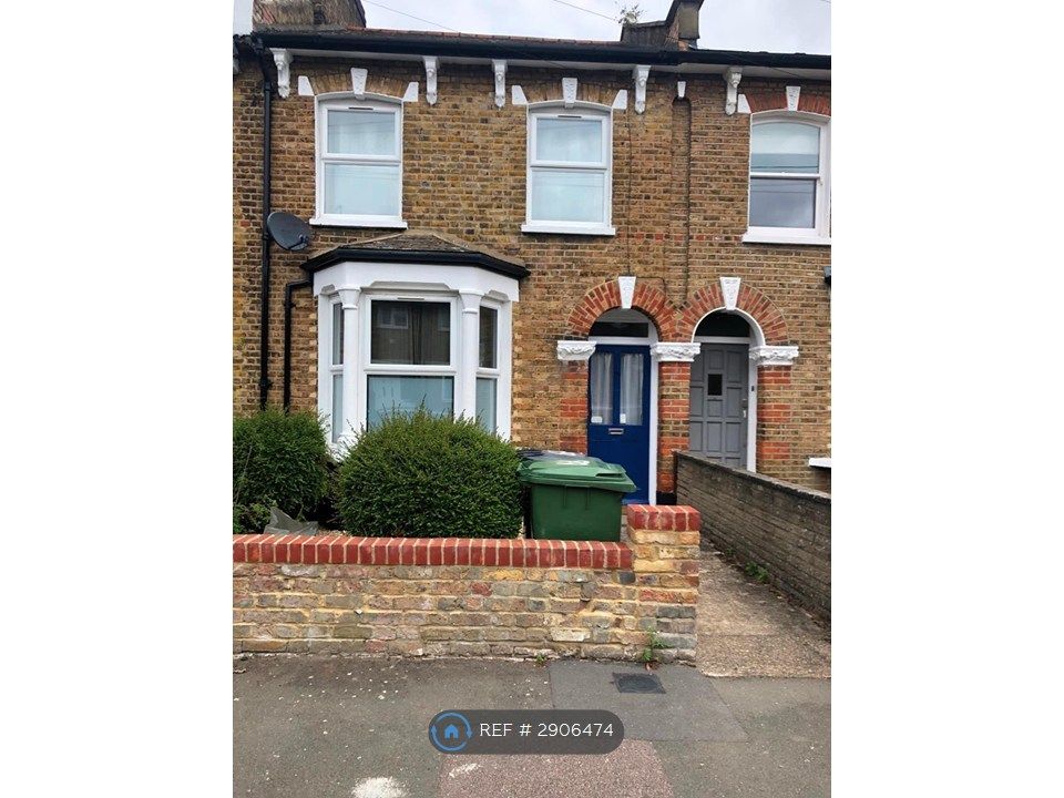 Property photo 1 of 17 Shared House