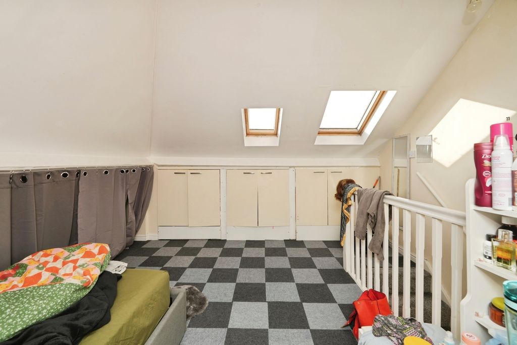 Property photo 2 of 13 Pbox-Img.Jpg