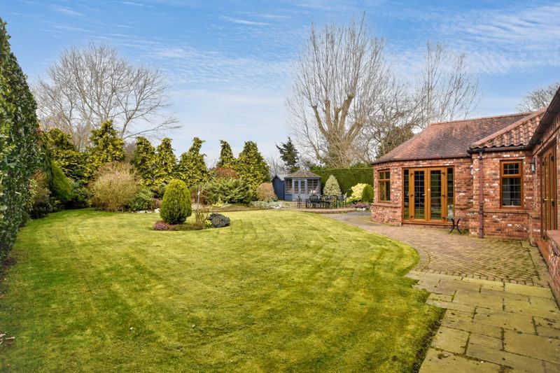 Property photo 2 of 29 Photo 25