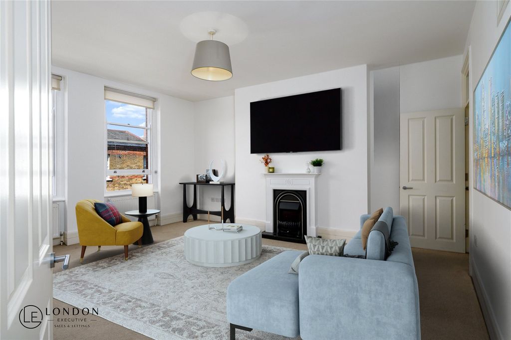 Property photo 2 of 16 Living Room