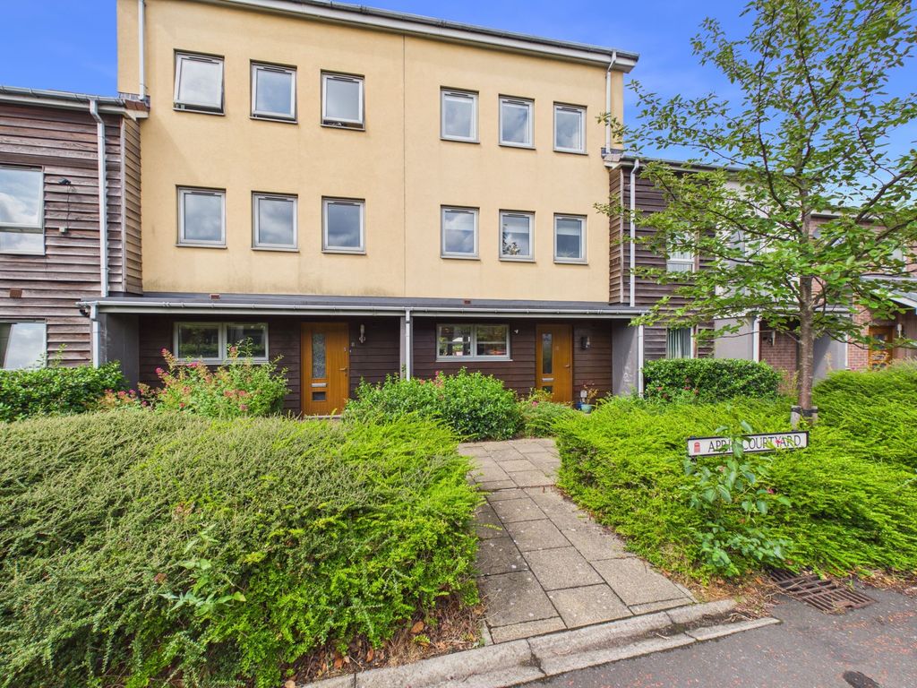Property photo 1 of 16 External