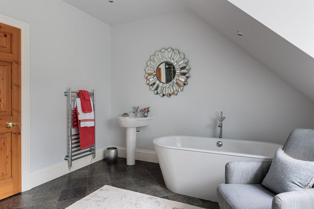 Additional image 28 of 6 bed detached house for saleNew Pale Road, Crossley Park WA6