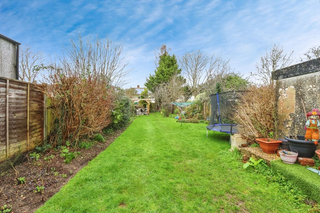 Property photo 2 of 20 Pbox-Img.Jpg