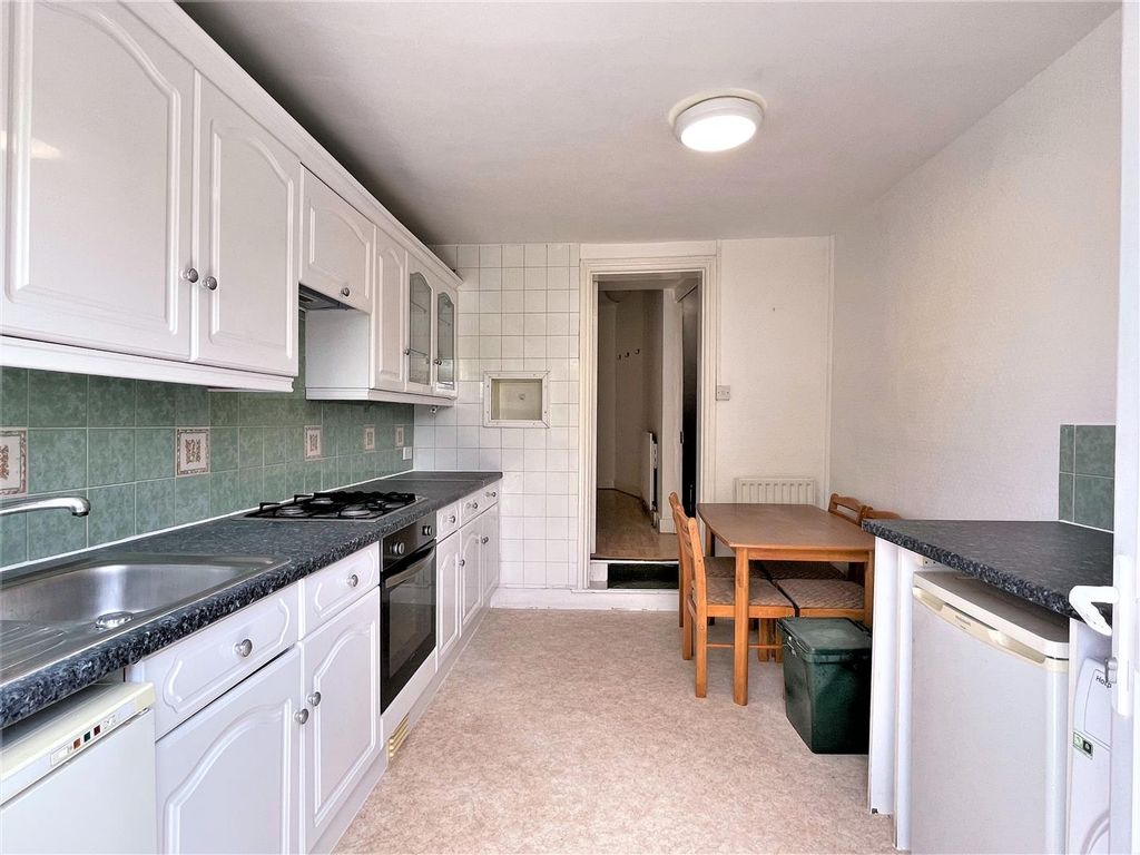 Property photo 3 of 9 Kitchen.2.Jpg