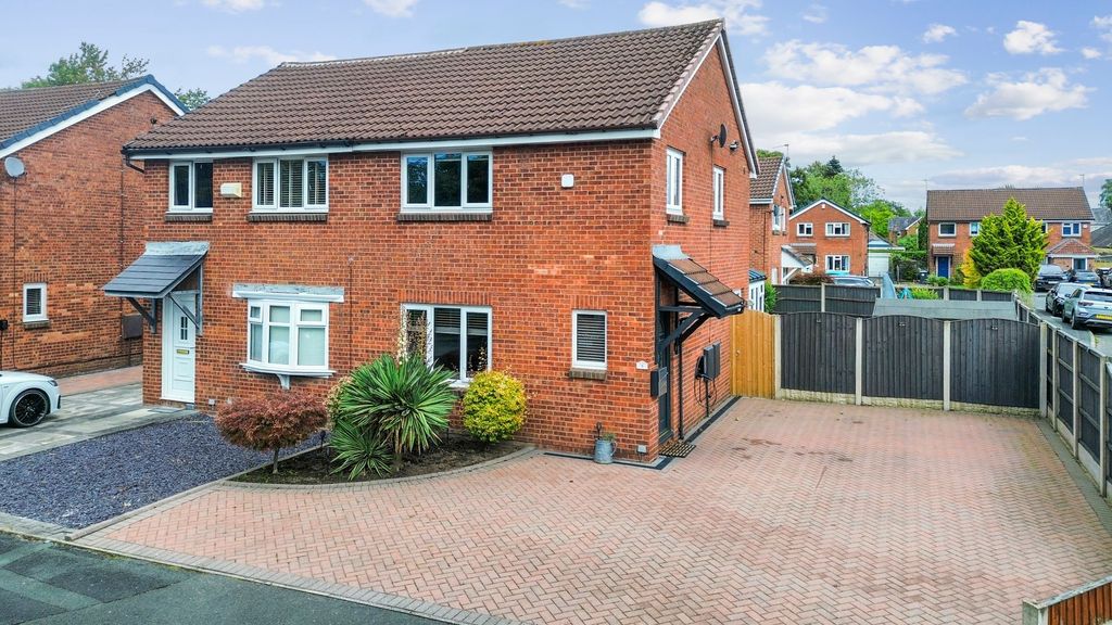 Property photo 1 of 35