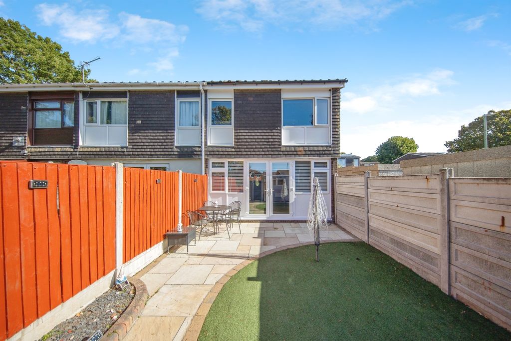 Property photo 3 of 17