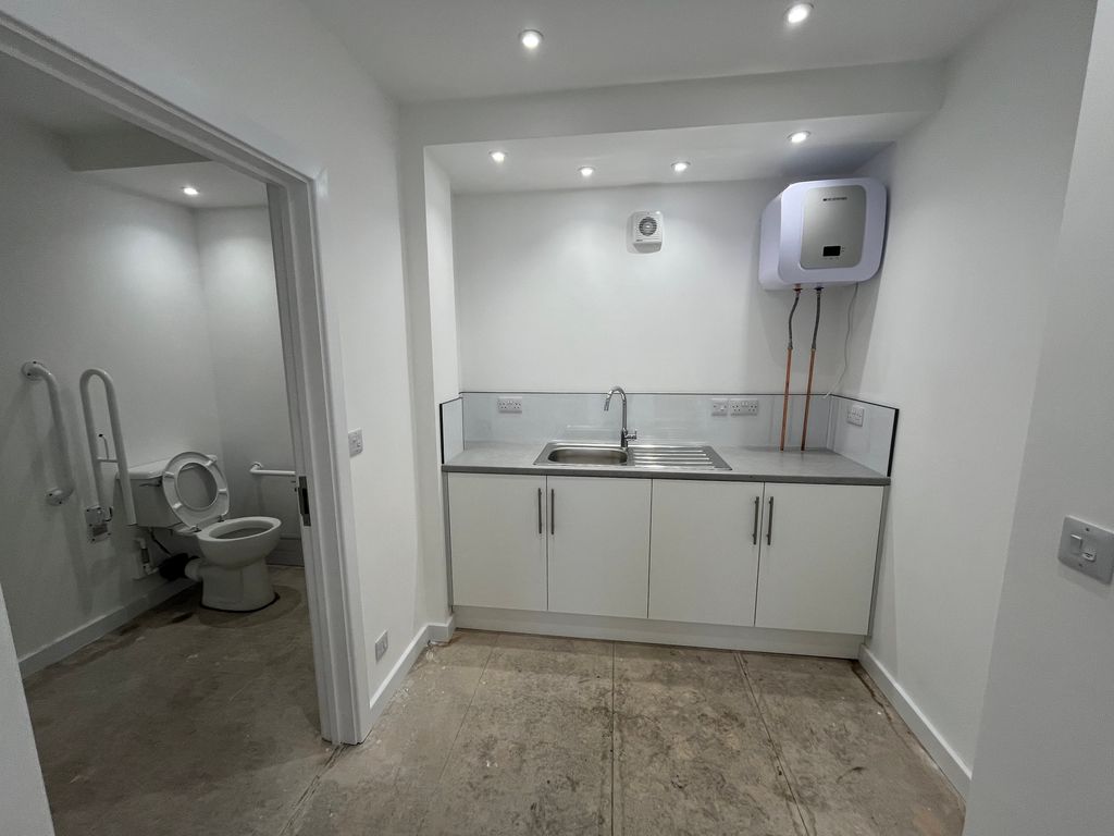 Property photo 1 of 3