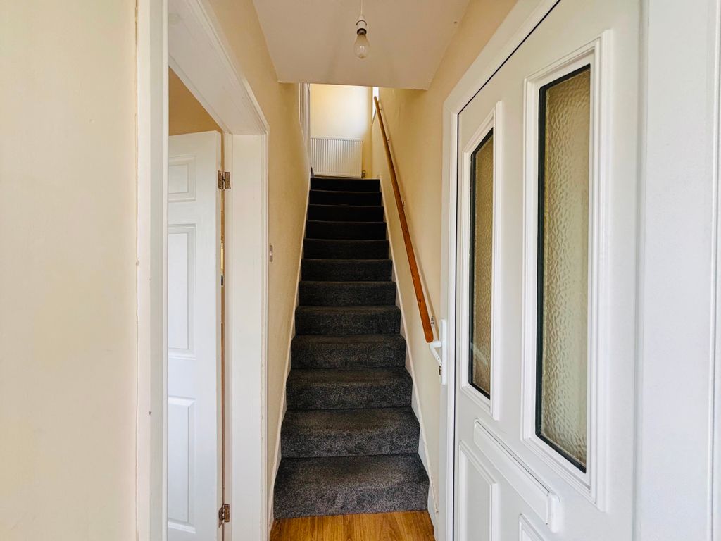 Property photo 3 of 25