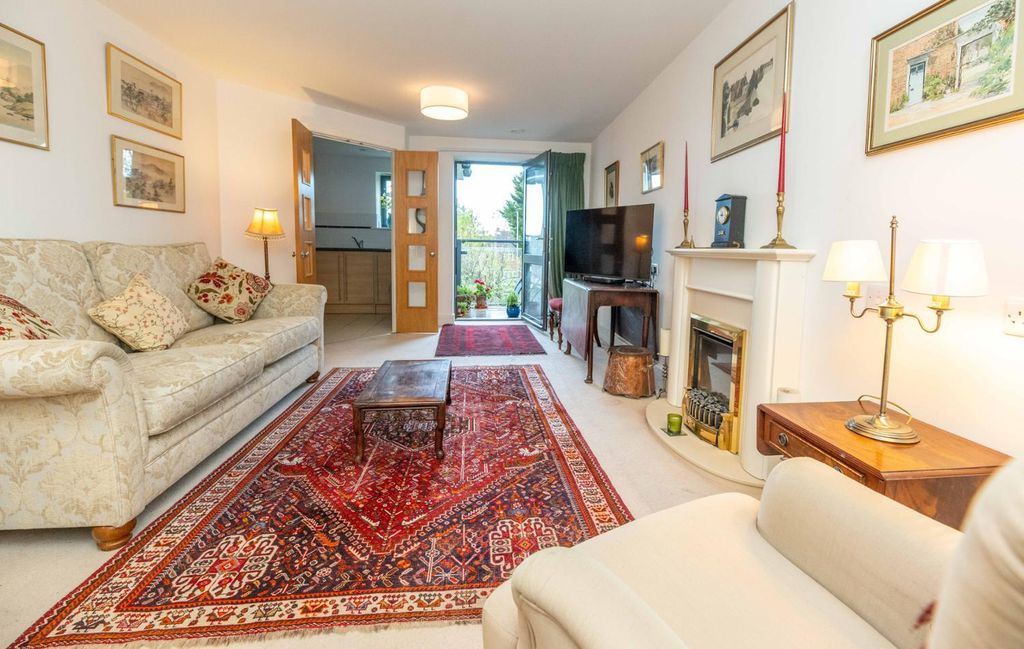 Property photo 2 of 15
